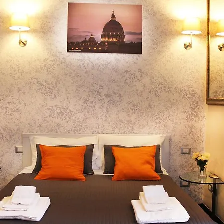 Apartment Vatican Santamaura 39 Rom