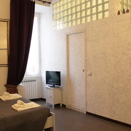 Apartment Vatican Santamaura 39 Rom