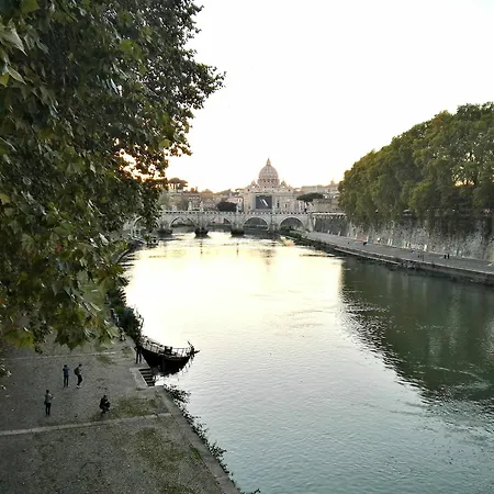 Vatican Santamaura 39 Apartment *